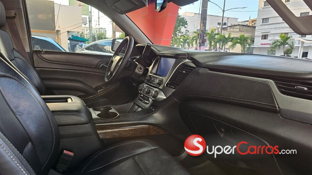 2015 Chevrolet Suburban — foto 5 / 10