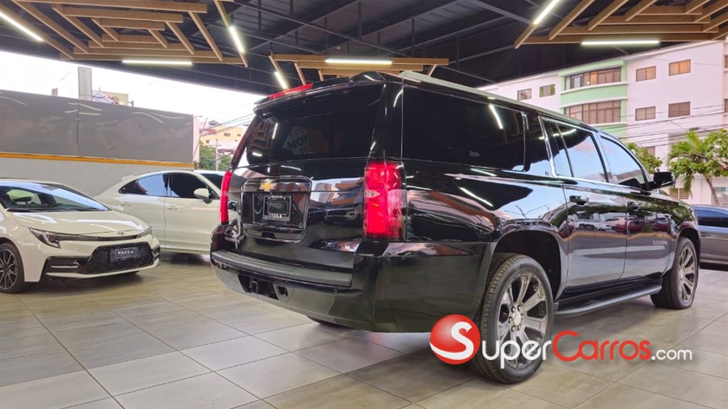 2015 Chevrolet Suburban — foto 7 / 10