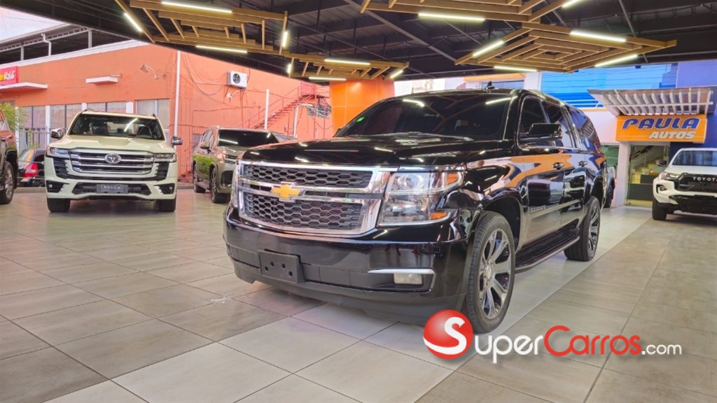 2015 Chevrolet Suburban — foto 8 / 10