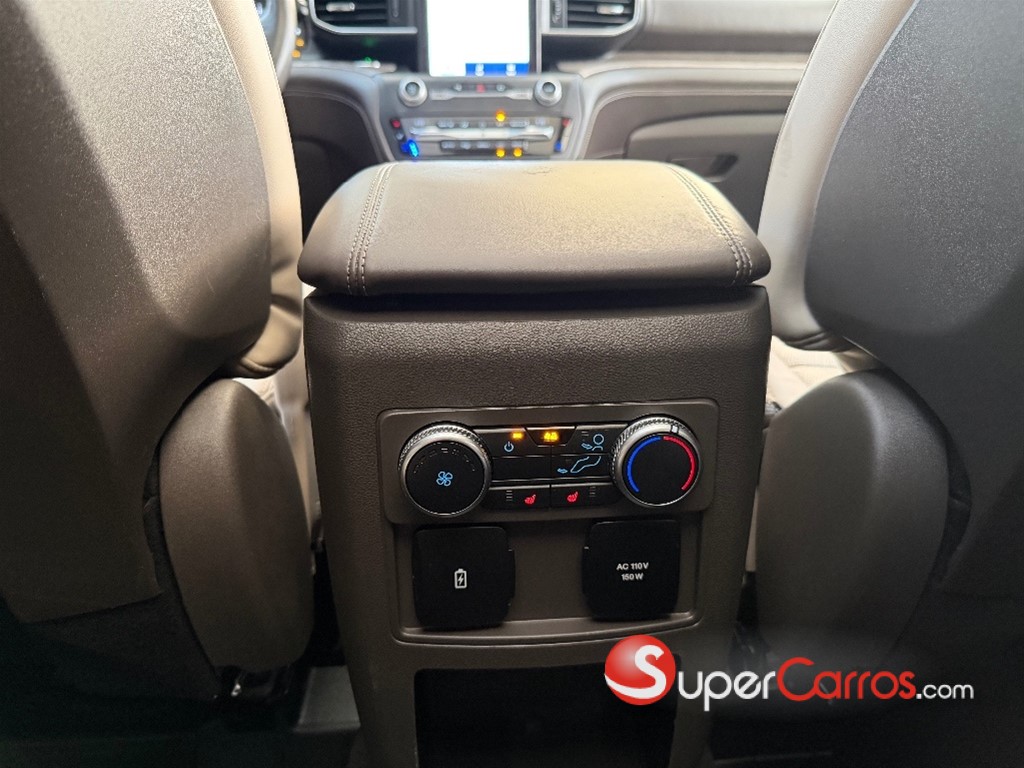 2020 Ford Explorer Platinum — foto 6 / 12