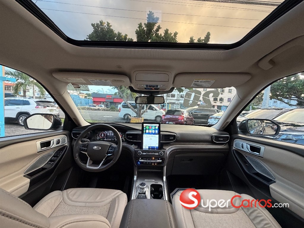 2020 Ford Explorer Platinum — foto 7 / 12