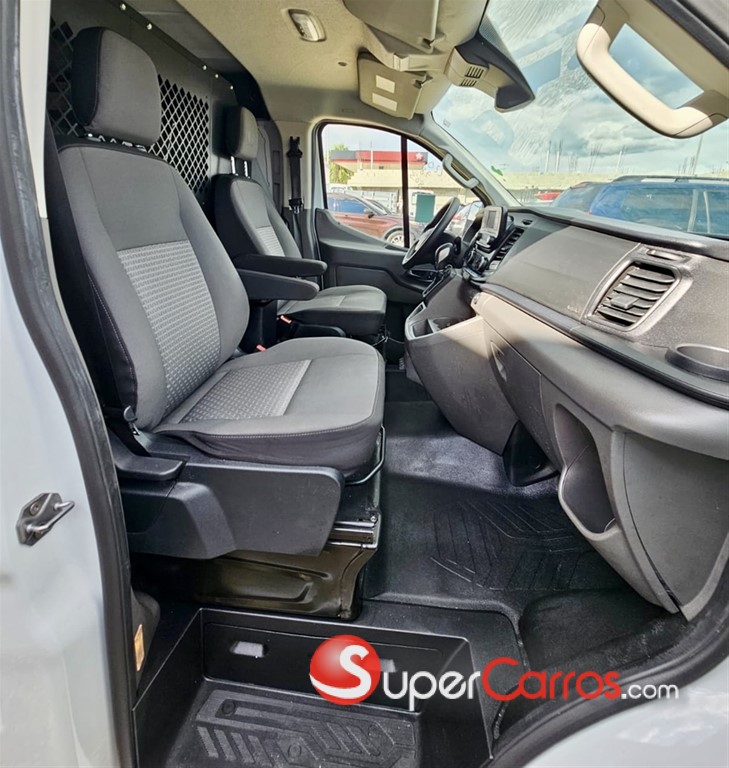 2020 Ford Transit — foto 8 / 10