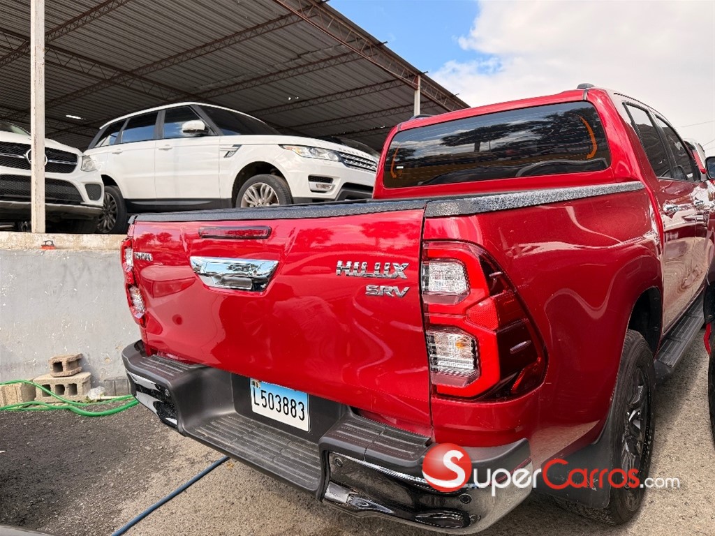 2024 Toyota Hilux SRV — foto 6 / 9
