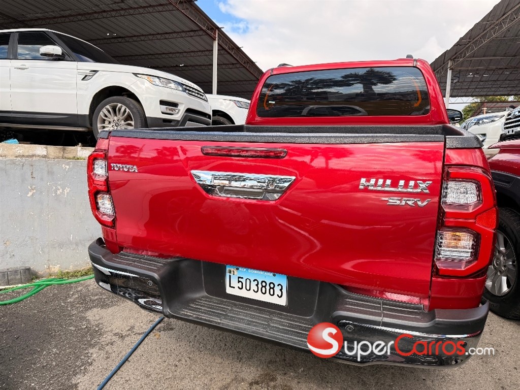 2024 Toyota Hilux SRV — foto 7 / 9