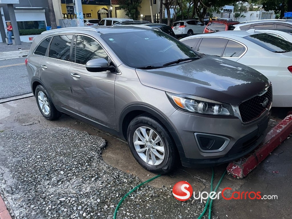 2016 Kia Sorento — foto 3 / 3