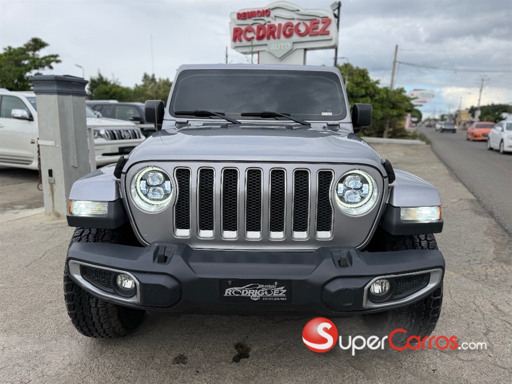 2020 Jeep Wrangler Sahara Unlimited — foto 2 / 9