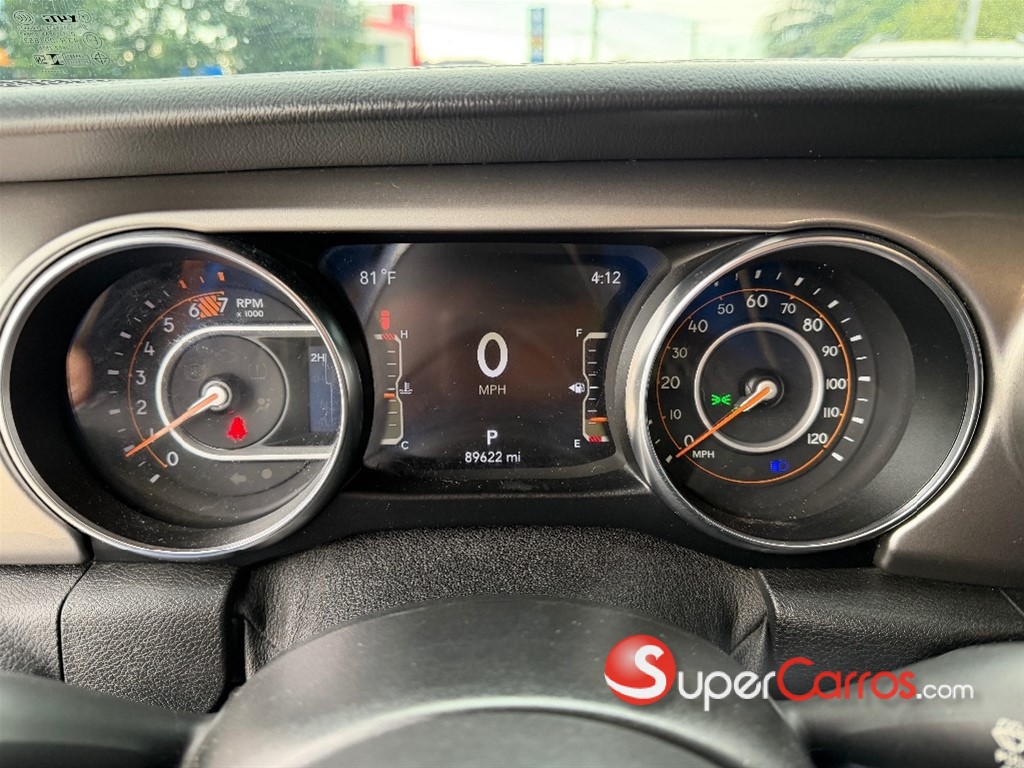2020 Jeep Wrangler Sahara Unlimited — foto 9 / 9