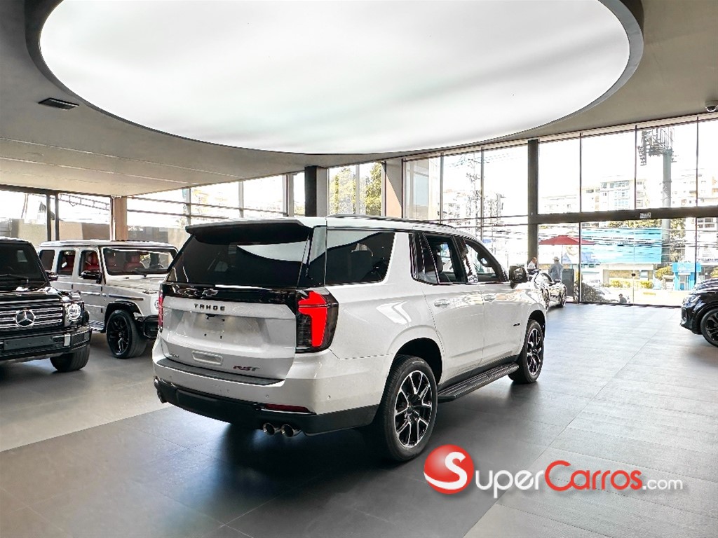2025 Chevrolet Tahoe RST Duramax — foto 3 / 11