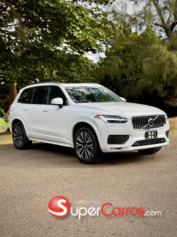 2020 Volvo XC90 Momentum T6 — foto 3 / 10
