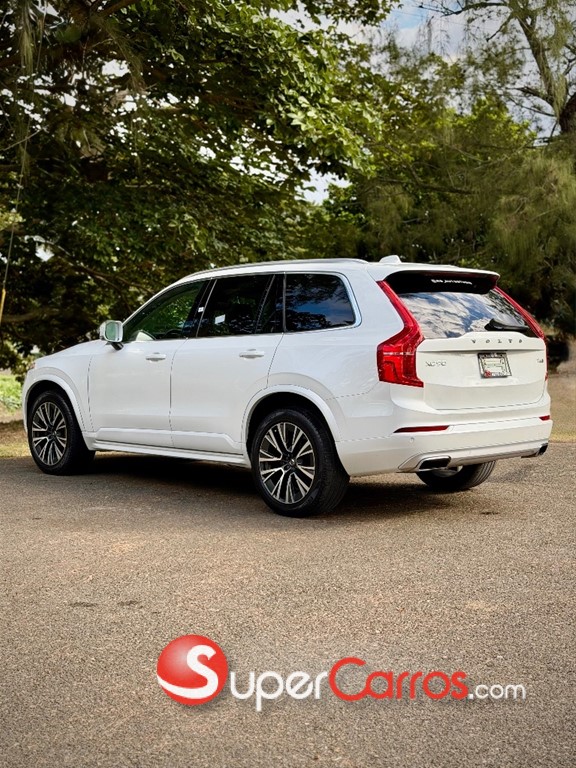 2020 Volvo XC90 Momentum T6 — foto 6 / 10
