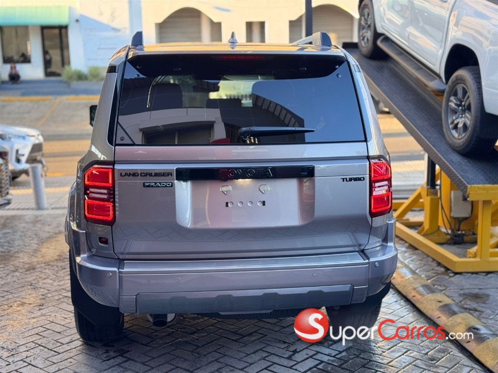2026 Toyota Land Cruiser Prado LUXURY 1L — foto 5 / 12
