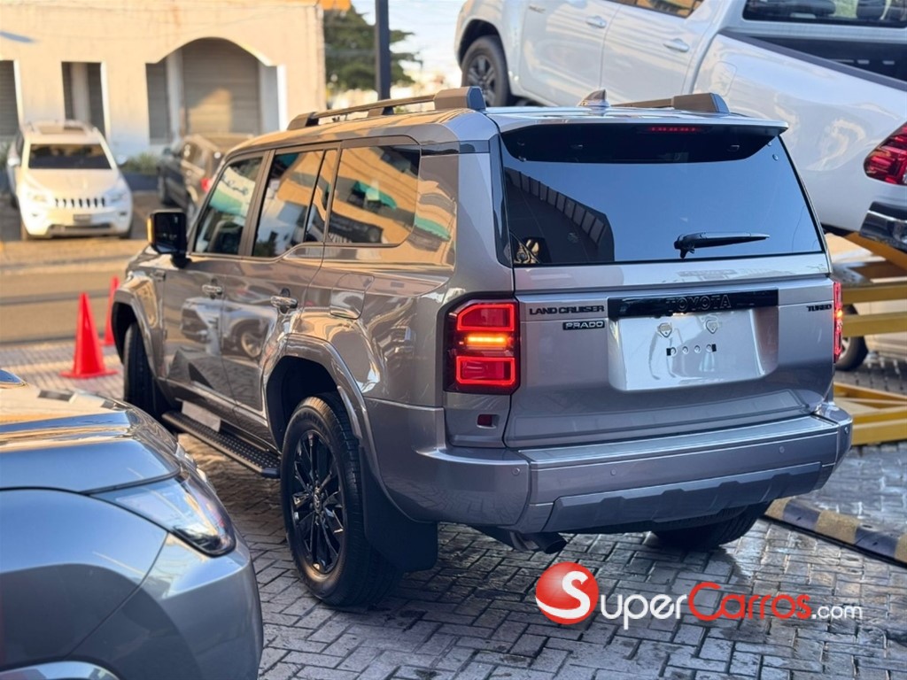 2026 Toyota Land Cruiser Prado LUXURY 1L — foto 6 / 12