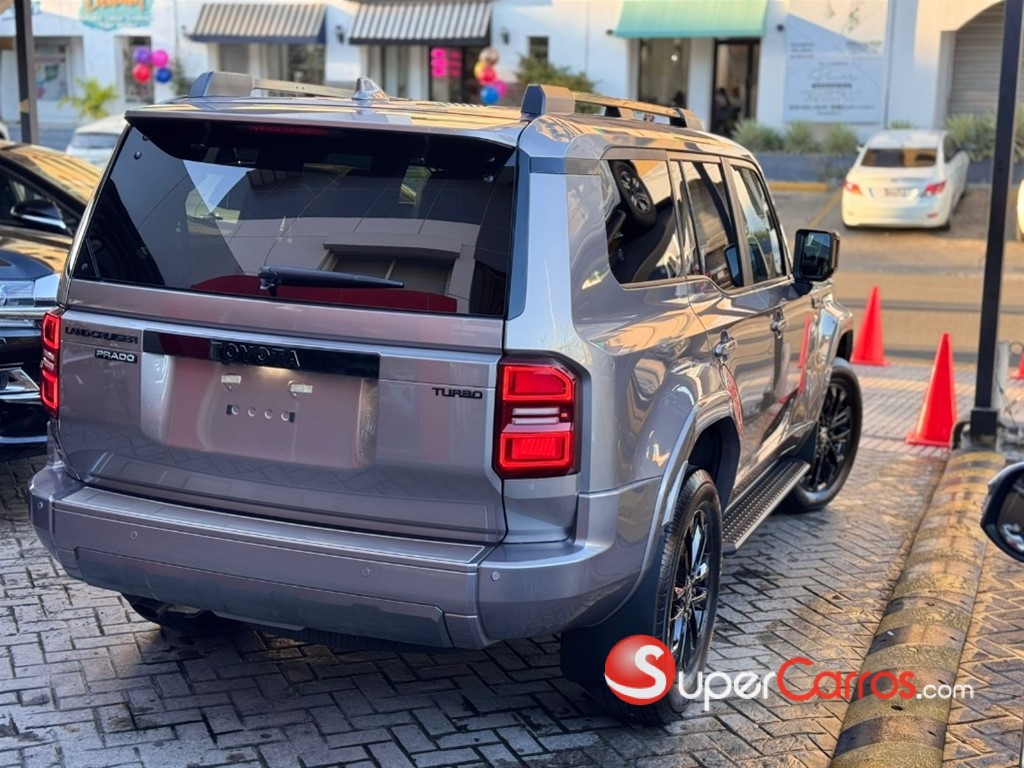 2026 Toyota Land Cruiser Prado LUXURY 1L — foto 7 / 12