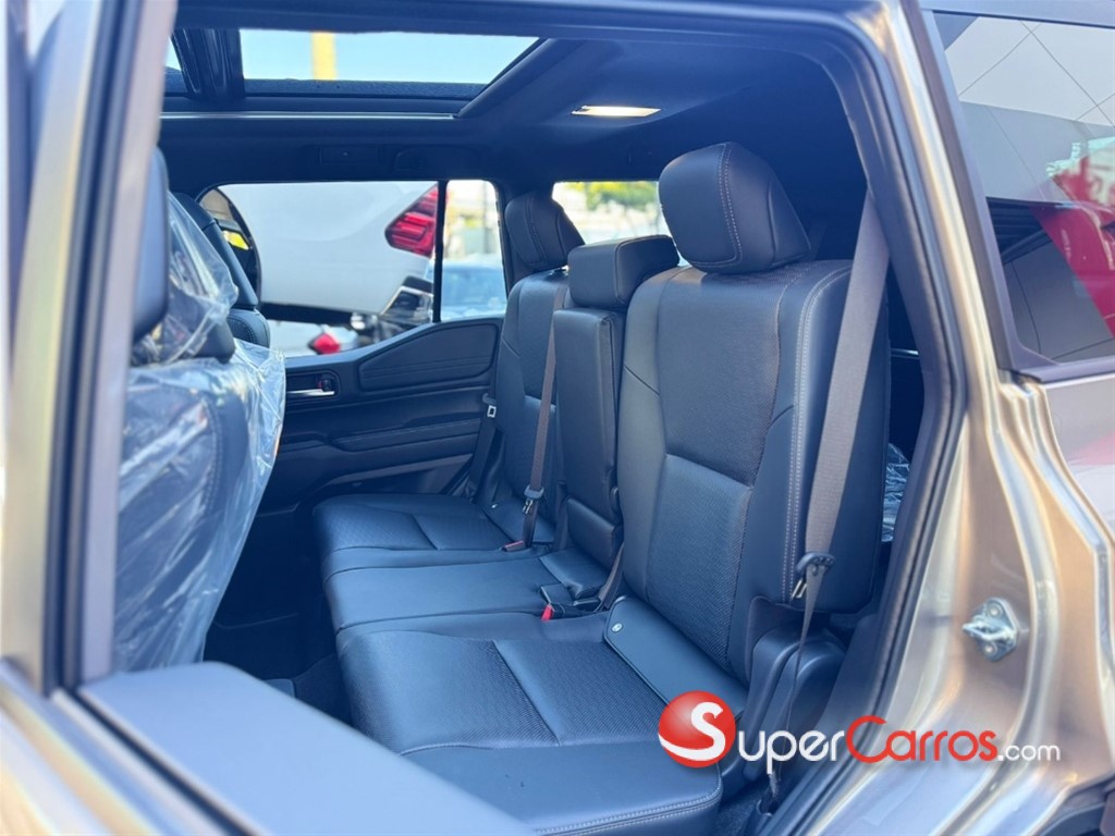 2026 Toyota Land Cruiser Prado LUXURY 1L — foto 9 / 12