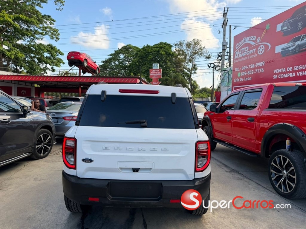 2021 Ford Bronco — foto 5 / 9