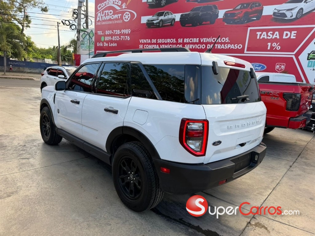 2021 Ford Bronco — foto 6 / 9