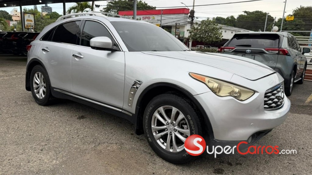 2011 Infiniti FX-35 — foto 5 / 9