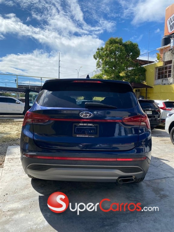 2022 Hyundai Santa Fe SE — foto 4 / 9