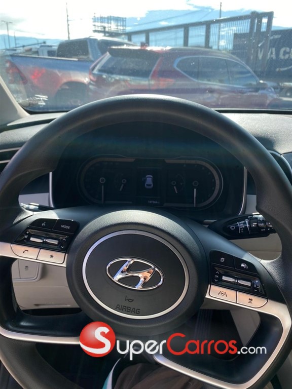 2022 Hyundai Tucson SE — foto 5 / 8