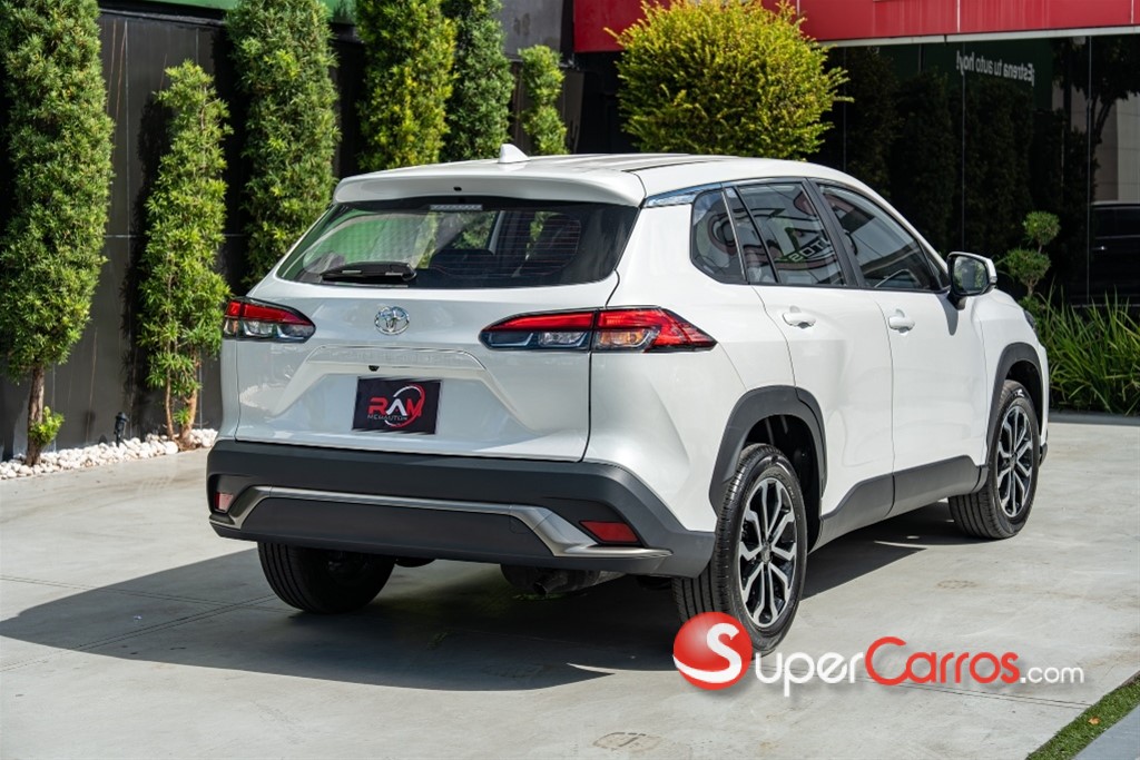 2026 Toyota Frontlander Luxury — foto 7 / 12