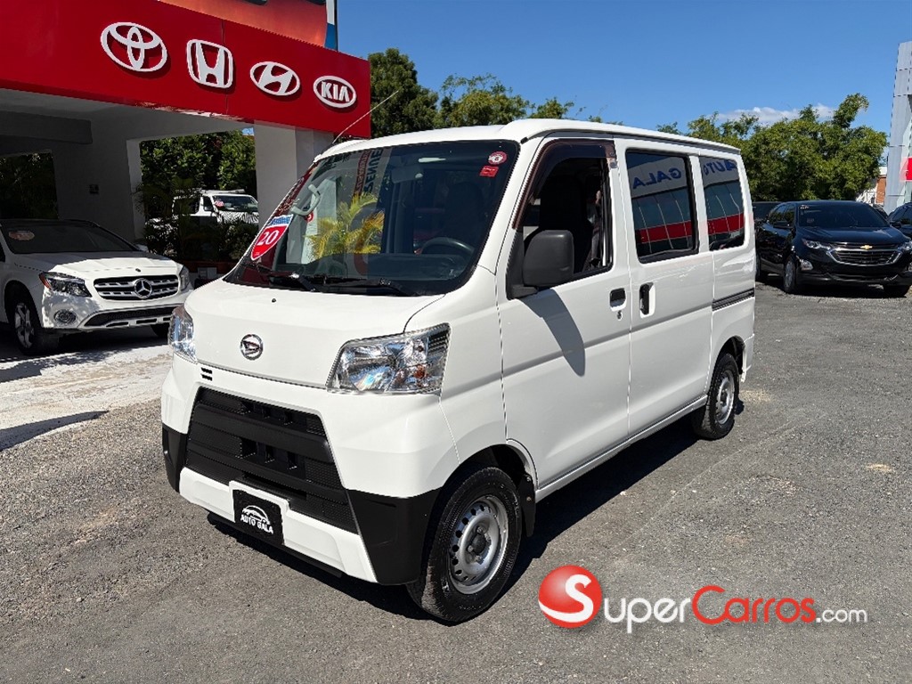 2020 Daihatsu Hijet — foto 2 / 8