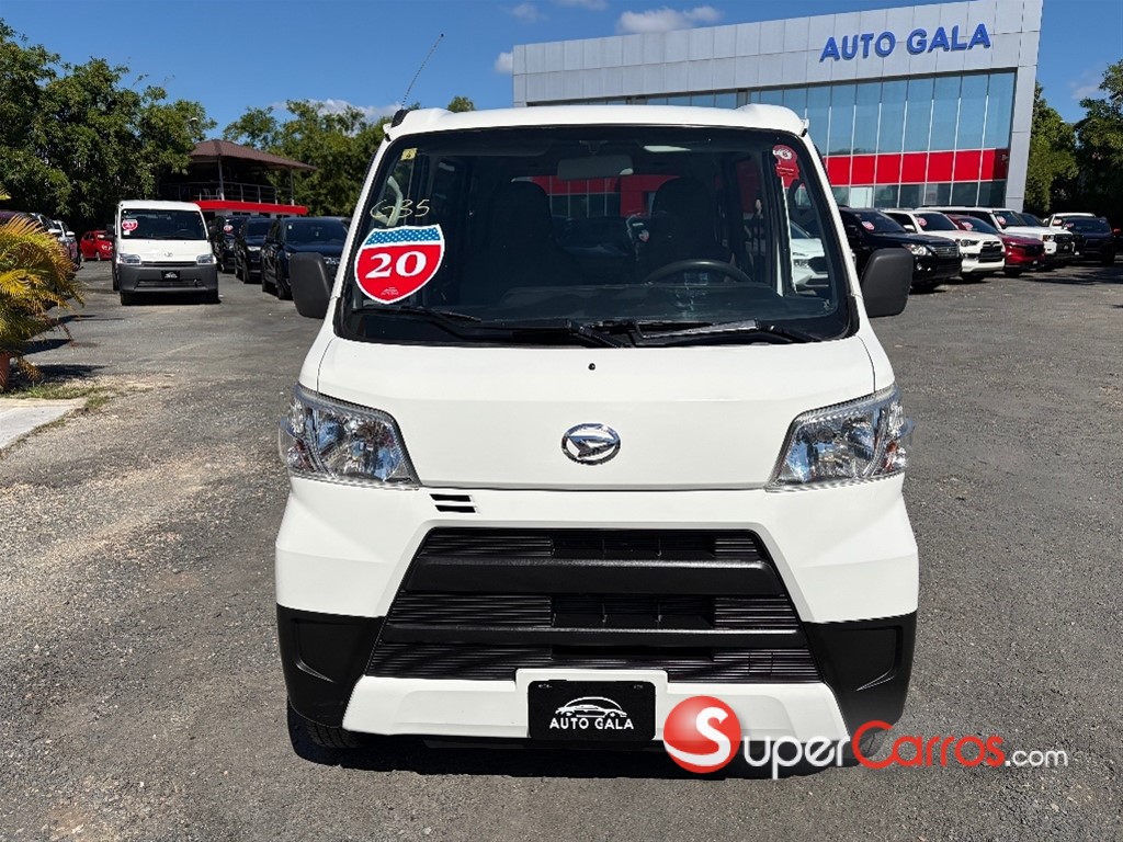 2020 Daihatsu Hijet — foto 5 / 8
