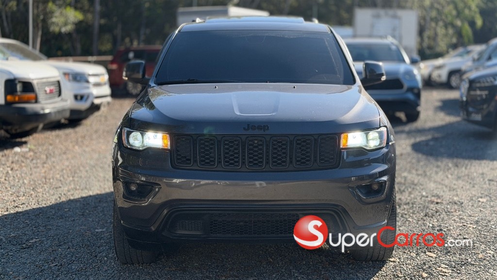 2017 Jeep Grand Cherokee Limited 4x4 — foto 9 / 9