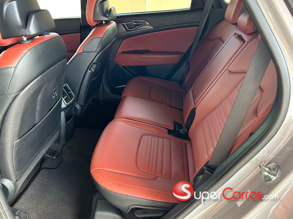 2023 Kia Sportage SX — foto 6 / 12