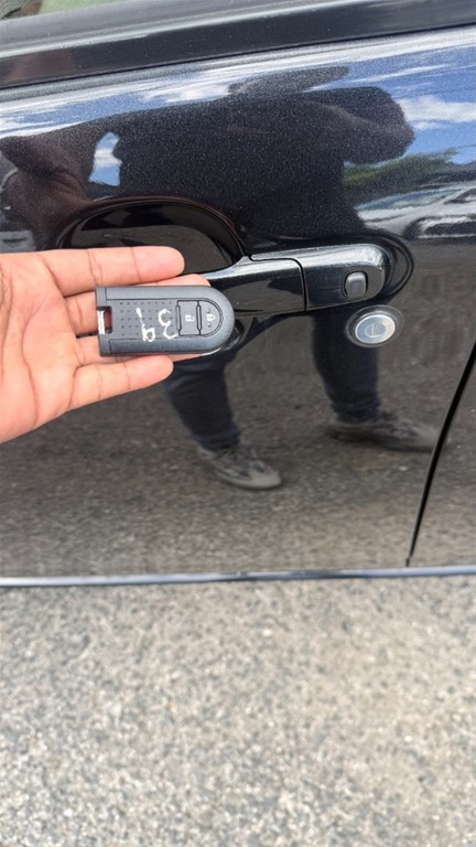 2020 Toyota Passo — foto 10 / 12