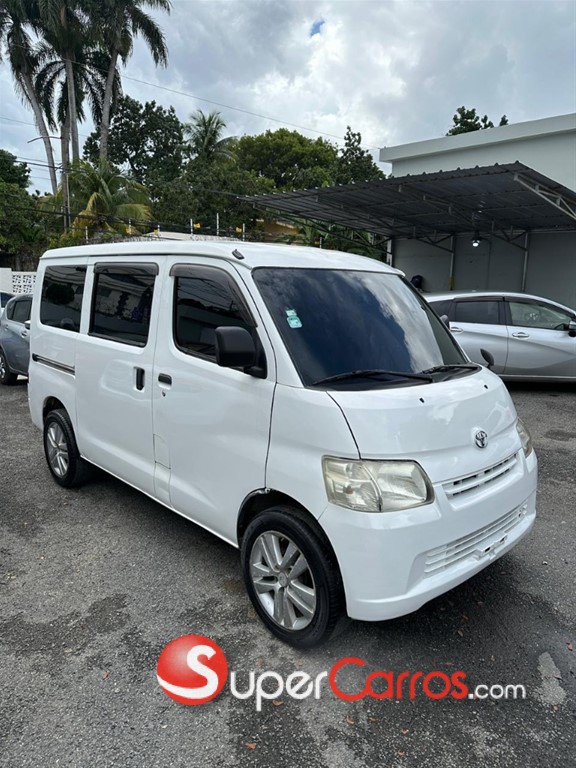 2018 Toyota Town-Ace