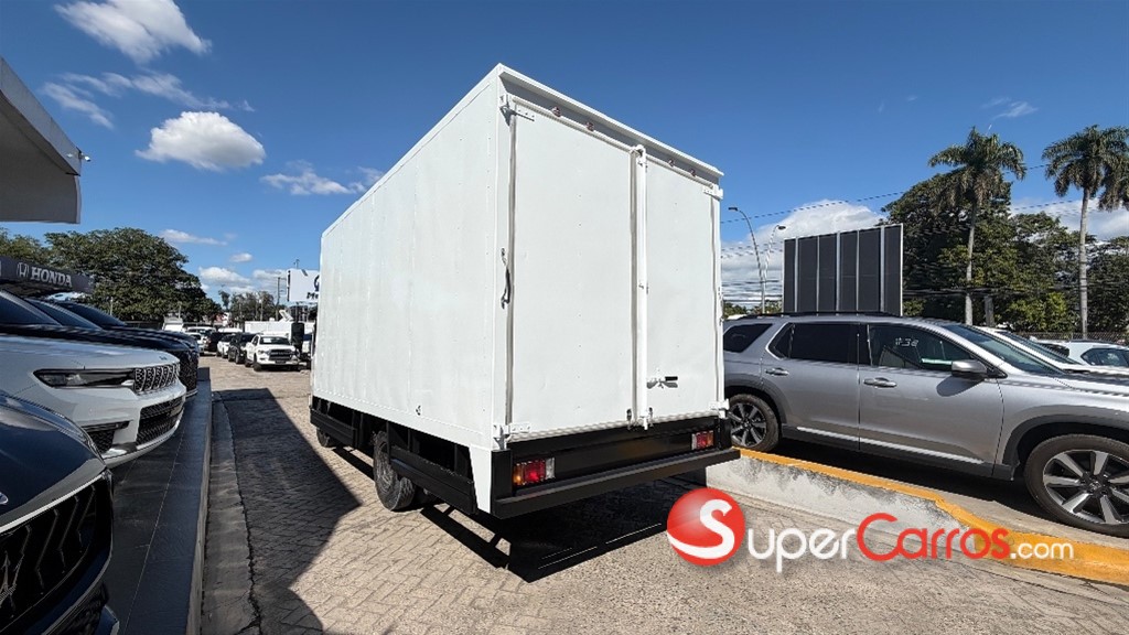 2026 Isuzu NPR 14 pies — foto 4 / 8