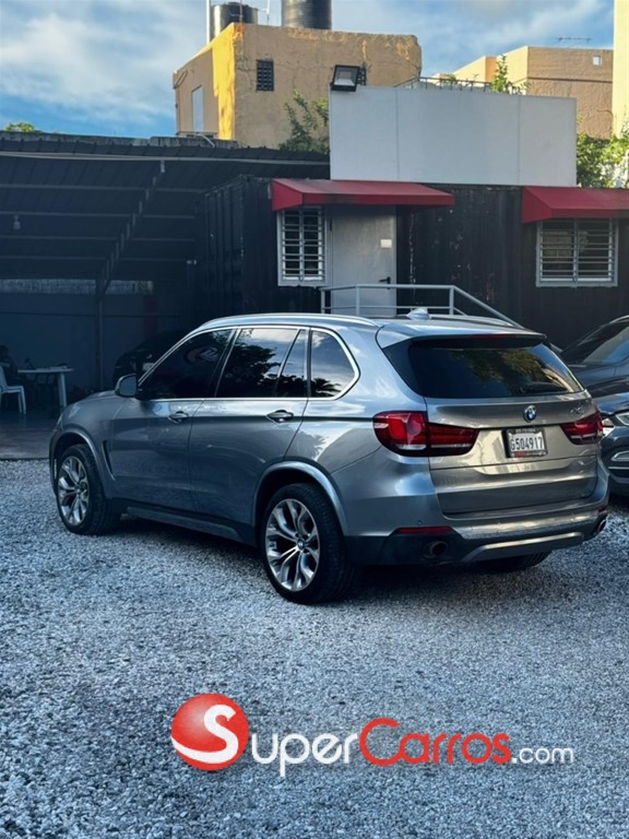 2015 BMW X 5 SDrive 35i — foto 4 / 12