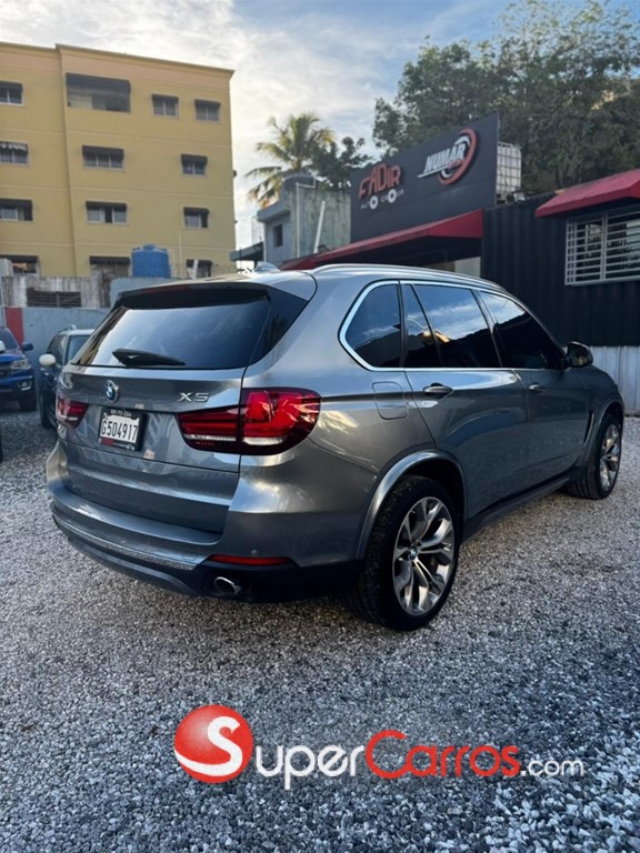 2015 BMW X 5 SDrive 35i — foto 5 / 12