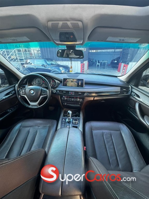 2015 BMW X 5 SDrive 35i — foto 8 / 12