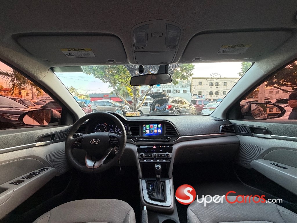 2020 Hyundai Elantra SEL — foto 5 / 9