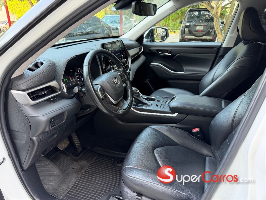 2022 Toyota Highlander XLE — foto 10 / 12