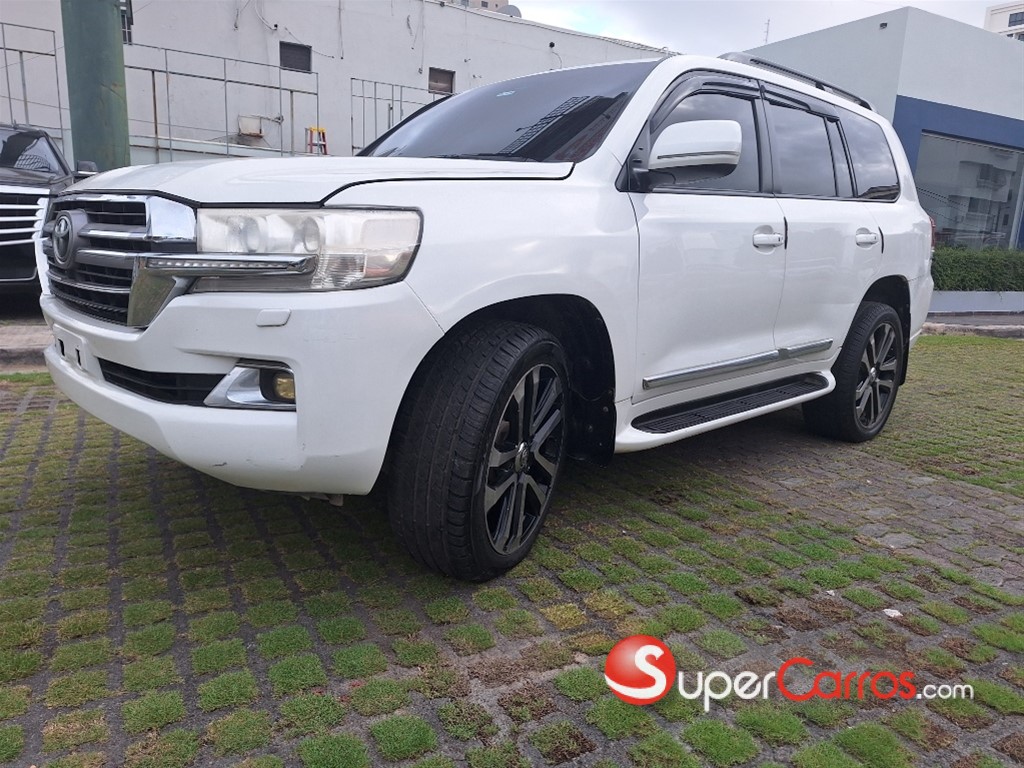 2013 Toyota Land Cruiser — foto 2 / 12