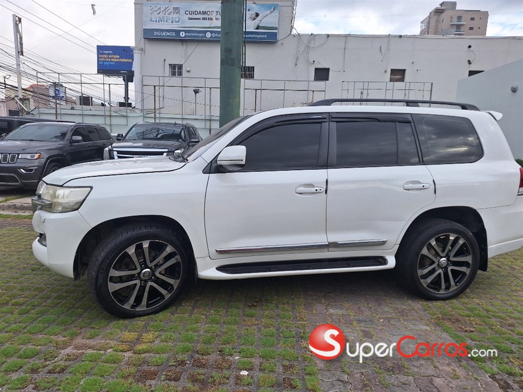2013 Toyota Land Cruiser — foto 4 / 12