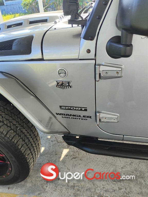 2016 Jeep Wrangler Unlimited — foto 6 / 12