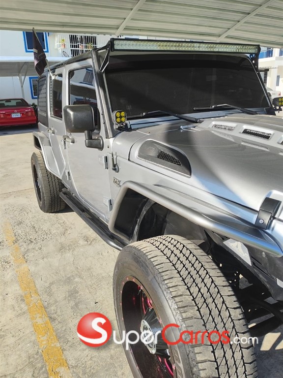 2016 Jeep Wrangler Unlimited — foto 11 / 12