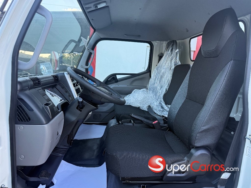 2026 Mitsubishi Motors Canter Chassis 16 Pies — foto 9 / 10
