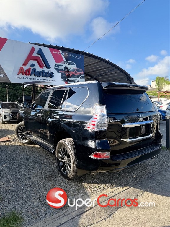 2022 Lexus GX 460 — foto 8 / 10