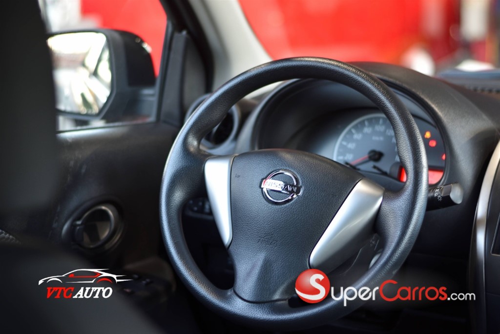 2020 Nissan March — foto 6 / 12