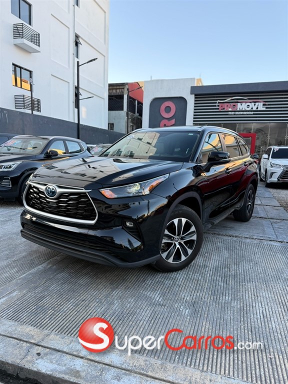 2023 Toyota Highlander Hybrid XLE
