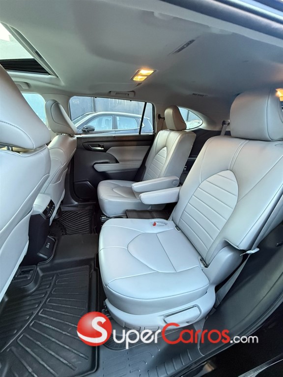 2023 Toyota Highlander Hybrid XLE — foto 12 / 12