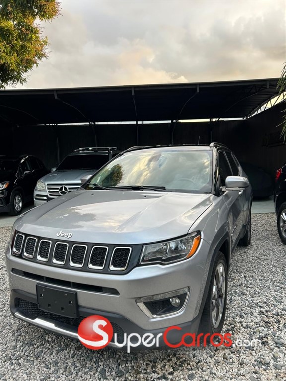 2020 Jeep Compass Limited — foto 3 / 9
