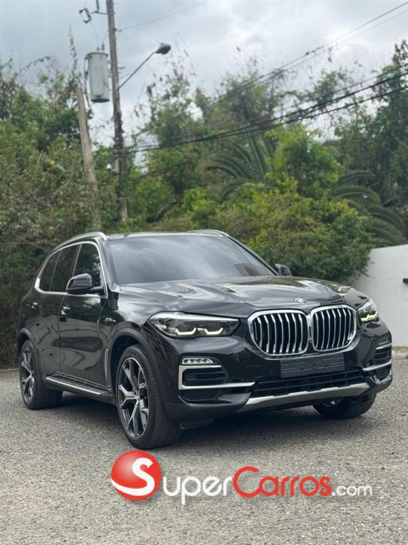 2019 BMW X 5 40i
