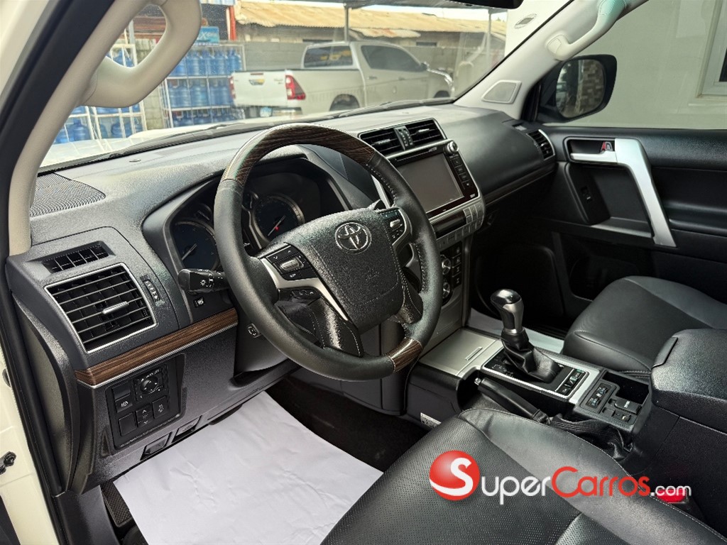 2018 Toyota Land Cruiser Prado VXL — foto 7 / 12
