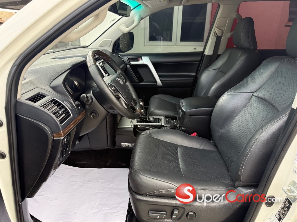 2018 Toyota Land Cruiser Prado VXL — foto 8 / 12