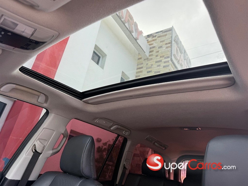 2018 Toyota Land Cruiser Prado VXL — foto 10 / 12